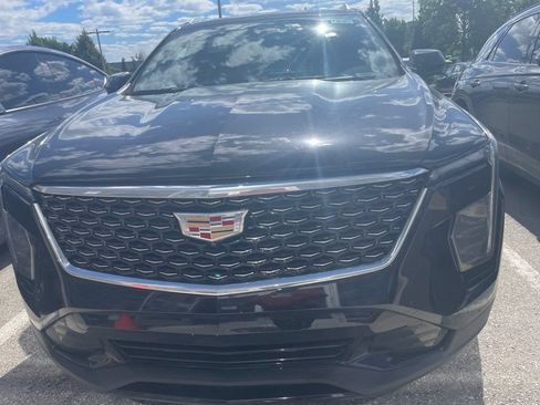 Used 2024 Cadillac XT4 Premium Luxury w/ Active Safety Package AWD/4WD image 2