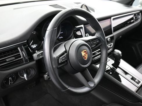 Certified 2023 Porsche Macan Turbo AWD/4WD image 16