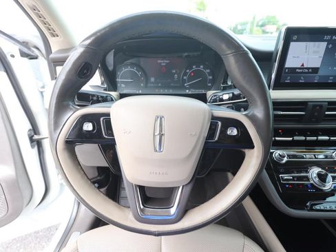 Used 2020 Lincoln Corsair FWD image 18