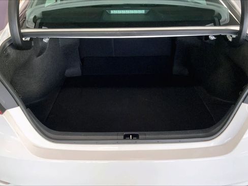 Used 2023 Toyota Camry SE image 18