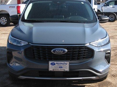 Used 2023 Ford Escape Active FWD image 8