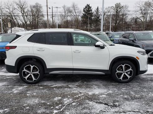 New 2026 Volkswagen Tiguan SE image 2