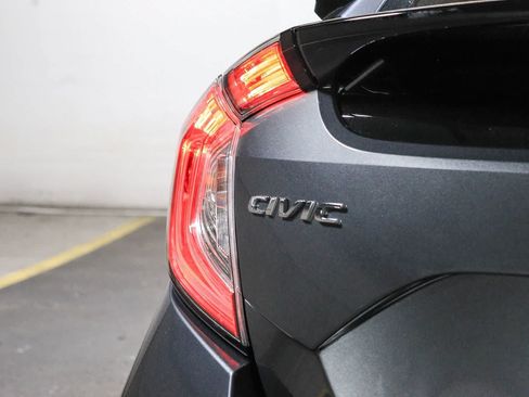 Used 2018 Honda Civic EX-L image 11