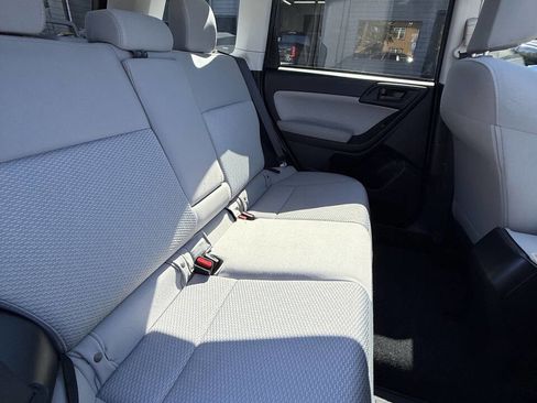 Used 2017 Subaru Forester 2.5i Premium image 15