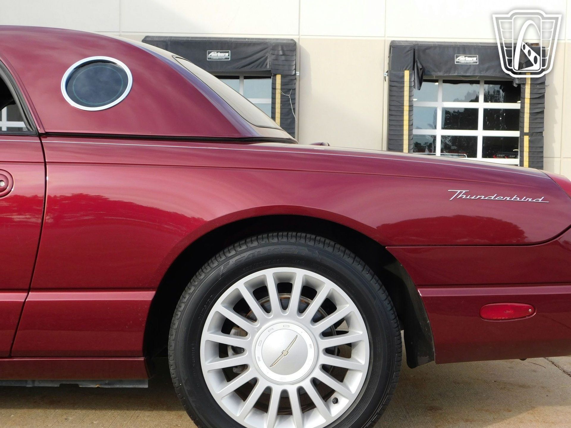 Used 2004 Ford Thunderbird RWD image 38