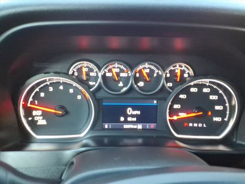 Used 2021 Chevrolet Silverado 1500 LT image 19