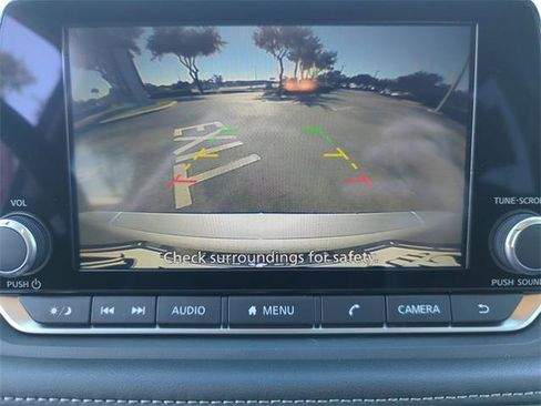 Certified 2025 Nissan Rogue S image 30