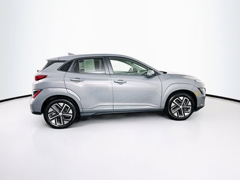 Used 2023 Hyundai Kona SE w/ Cargo Package image 10