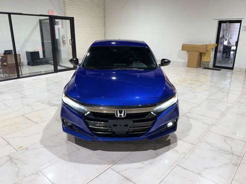 Used 2022 Honda Accord Sport image 2