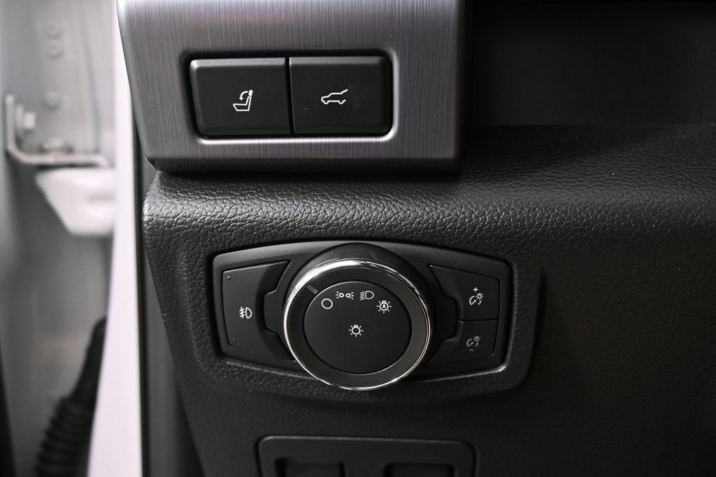 Used 2020 Ford Expedition Platinum AWD/4WD image 25