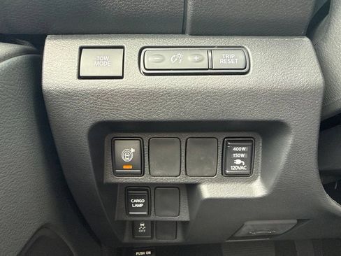 New 2026 Nissan Frontier SV w/ SV Convenience Package AWD/4WD image 18