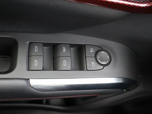 Used 2024 Chevrolet Traverse Z71 image 26