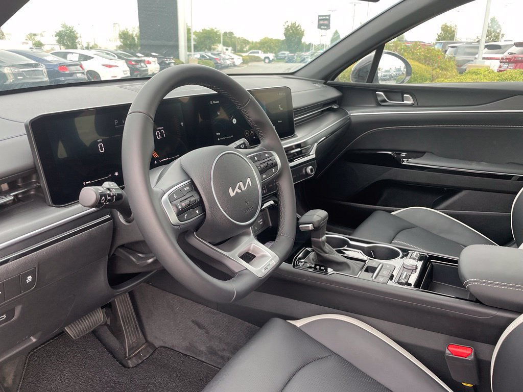 New 2026 Kia K5 GT-Line FWD image 9