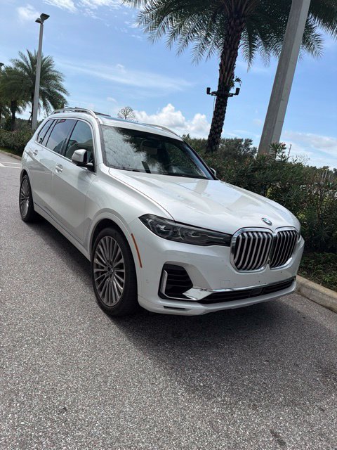Used 2021 BMW X7 xDrive40i w/ Premium Package 2 AWD/4WD image 2