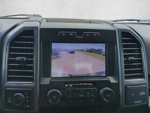 Used 2019 Ford F150 XLT w/ Equipment Group 302A Luxury image 12