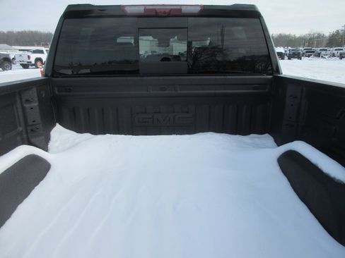 New 2026 GMC Sierra 1500 AT4 w/ AT4 Premium Package image 7