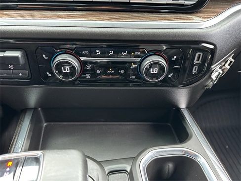 Used 2024 Chevrolet Silverado 1500 RST image 25