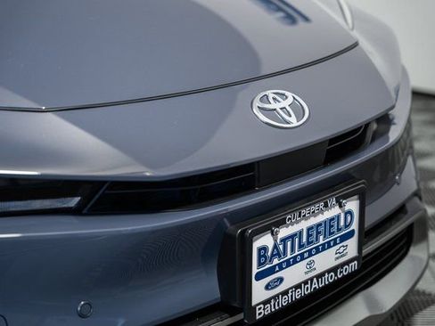 New 2026 Toyota Prius Plug-In Hybrid FWD image 13