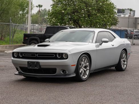 Used 2020 Dodge Challenger GT RWD image 3
