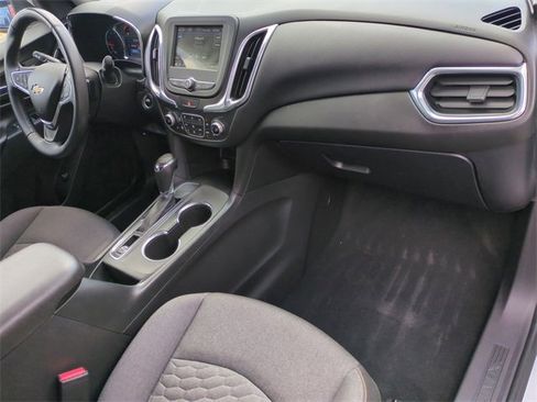 Certified 2019 Chevrolet Equinox LT image 28