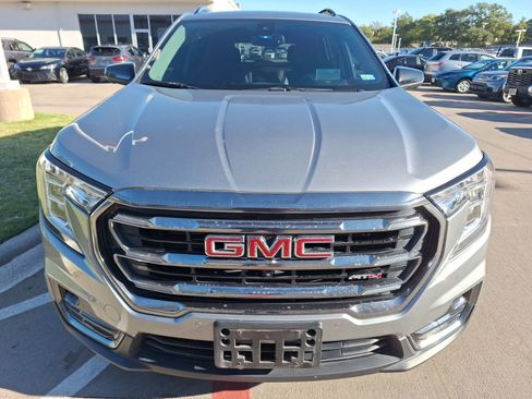 Used 2024 GMC Terrain AT4 w/ Infotainment Package II image 9