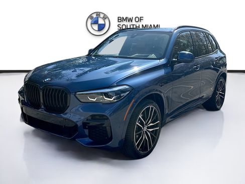 Used 2022 BMW X5 xDrive40i w/ M Sport Package AWD/4WD image 3