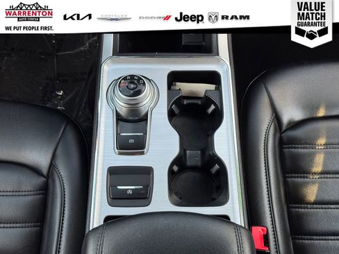 Used 2022 Ford Edge SEL image 27