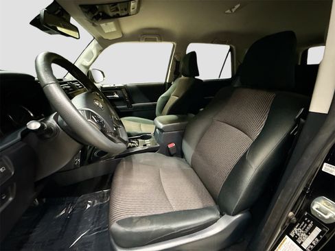 Used 2024 Toyota 4Runner TRD Off-Road image 20