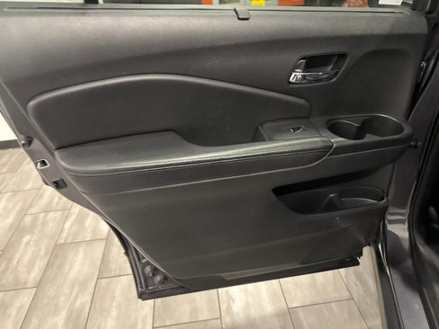 Used 2019 Honda Pilot EX-L image 28