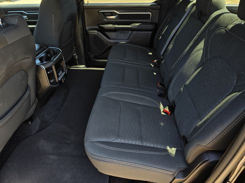 Used 2025 RAM 1500 Big Horn AWD/4WD image 32