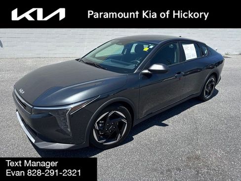 Used 2025 Kia K4 EX FWD image 1