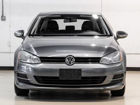 Used 2015 Volkswagen Golf S FWD image 5