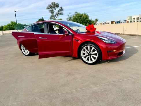 Used 2020 Tesla Model 3 Standard Range Plus RWD image 42