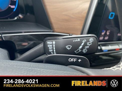 New 2026 Volkswagen Atlas SE image 30