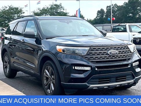 Used 2021 Ford Explorer XLT w/ Equipment Group 202A AWD/4WD image 1
