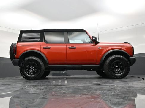Used 2022 Ford Bronco Wildtrak AWD/4WD image 26