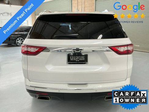 Used 2021 Chevrolet Traverse Premier FWD image 6