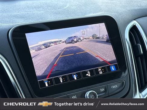Used 2024 Chevrolet Equinox LT FWD image 25