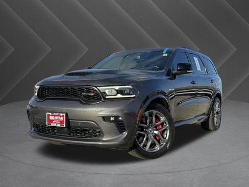 Used 2023 Dodge Durango R/T w/ Tow 'N Go Package AWD/4WD image 2