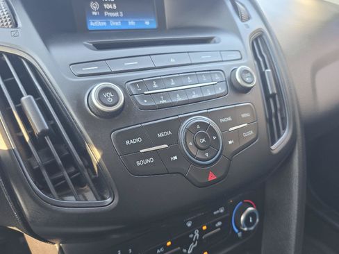 Used 2016 Ford Focus S FWD image 16