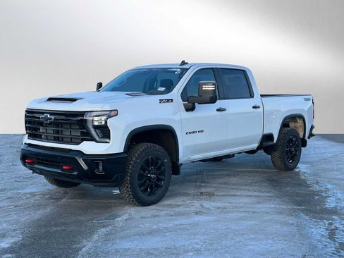 New 2026 Chevrolet Silverado 2500 LT w/ Trail Boss Package AWD/4WD image 7