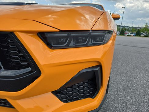 Used 2026 Ford Mustang GT Premium RWD image 30