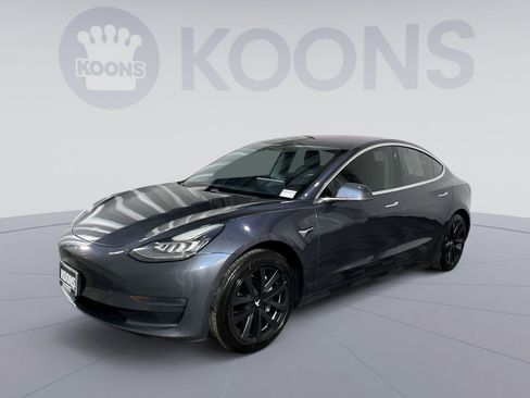 Used 2018 Tesla Model 3 Long Range image 1