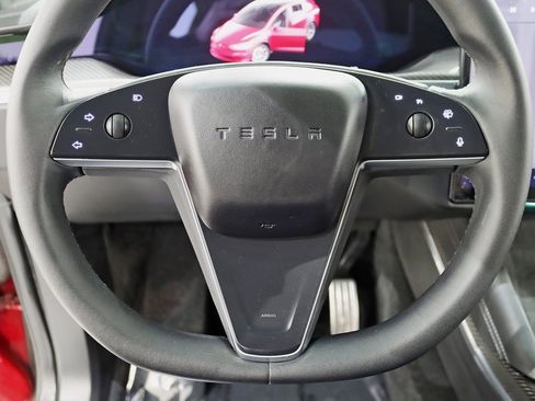 Used 2024 Tesla Model X Plaid image 15