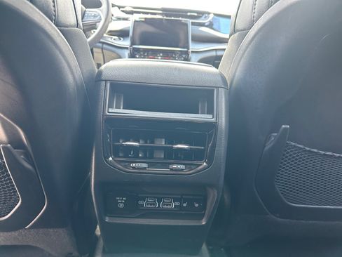 Used 2023 Jeep Grand Cherokee 4WD 4xe image 31