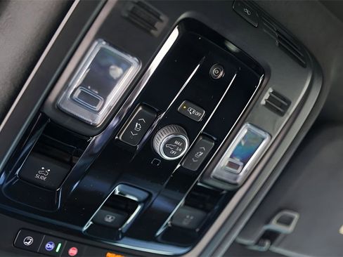 Used 2025 Cadillac Escalade Sport Platinum image 20