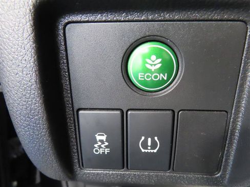 Used 2022 Honda HR-V LX image 17