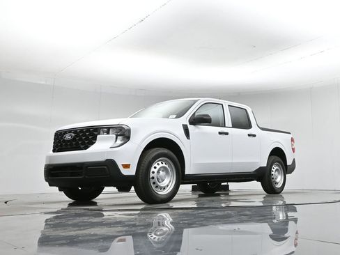 New 2026 Ford Maverick XL FWD image 42