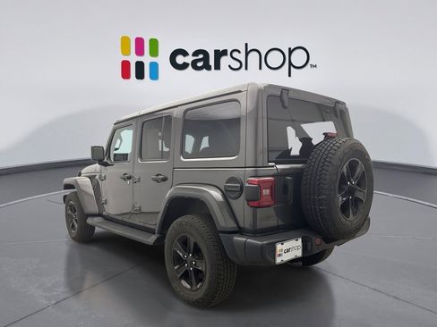 Used 2022 Jeep Wrangler Unlimited Sahara image 3