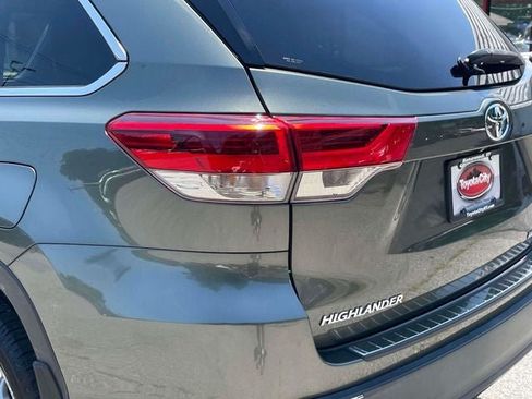 Used 2019 Toyota Highlander Limited w/ Protection Package #3 AWD/4WD image 13